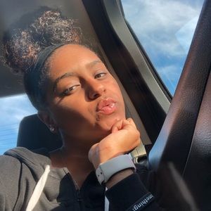 Meet your Posher, Reagan